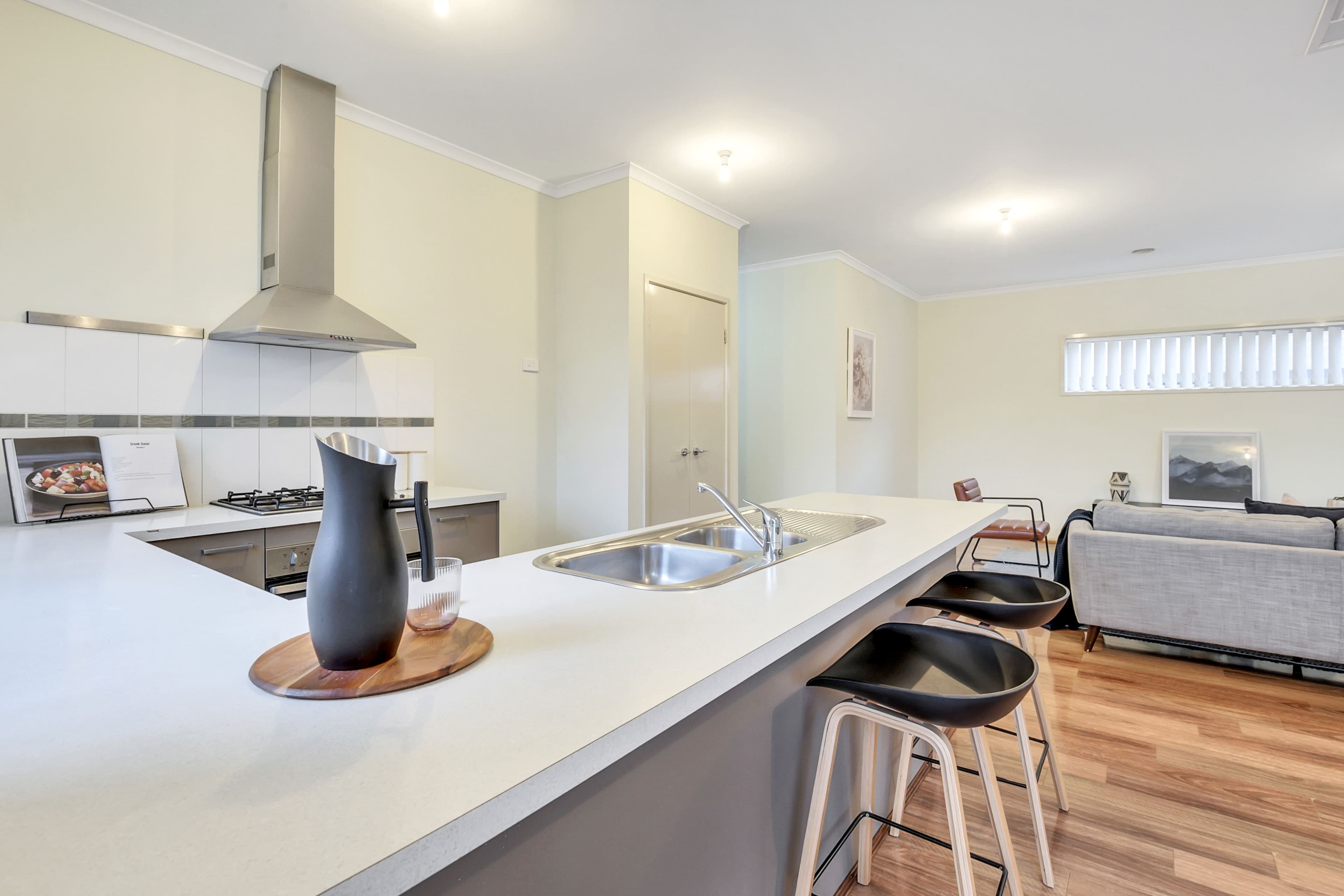 9 Heathcliffe Lane, Craigieburn VIC 3064, Craigieburn - Thumbnail 3