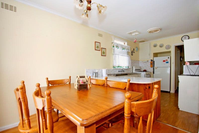42  Sixth Avenue, ROSEBUD VIC 3939, Rosebud - Thumbnail 4