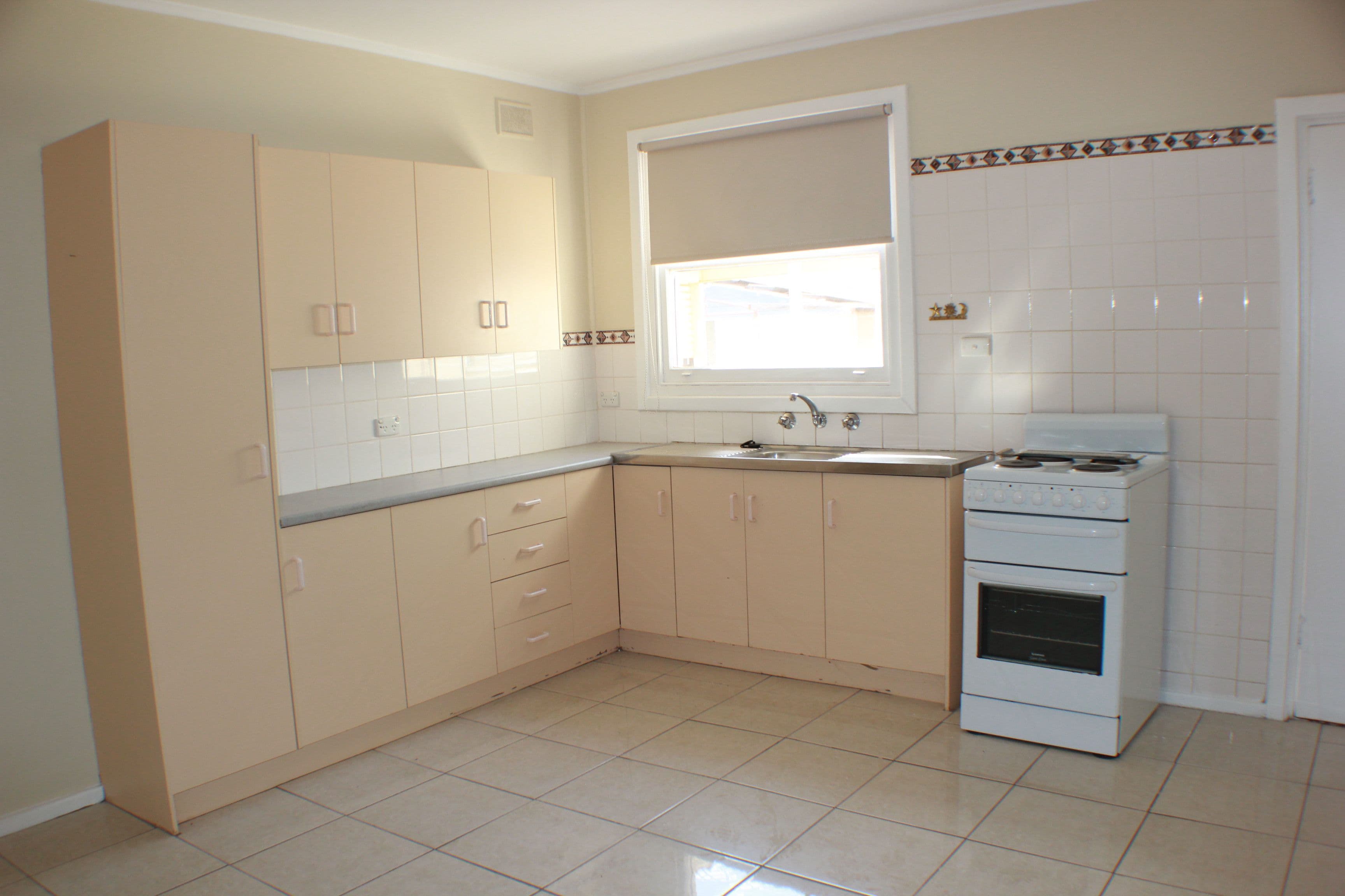 12 Heward Street, Whyalla Norrie SA 5608, Whyalla Norrie - Thumbnail 3