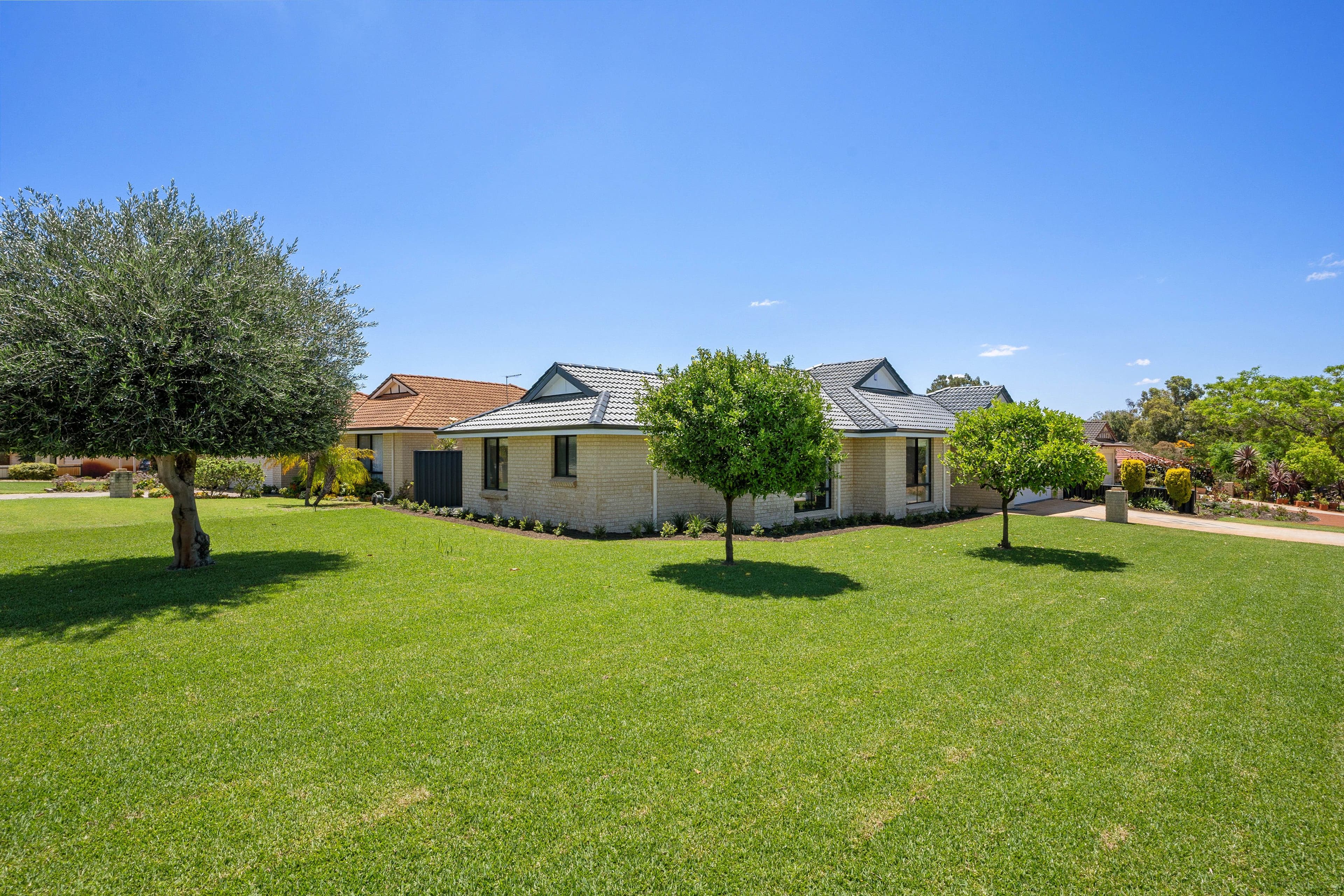 30 Lovell Way, Bayswater WA 6053, Bayswater - Thumbnail 2