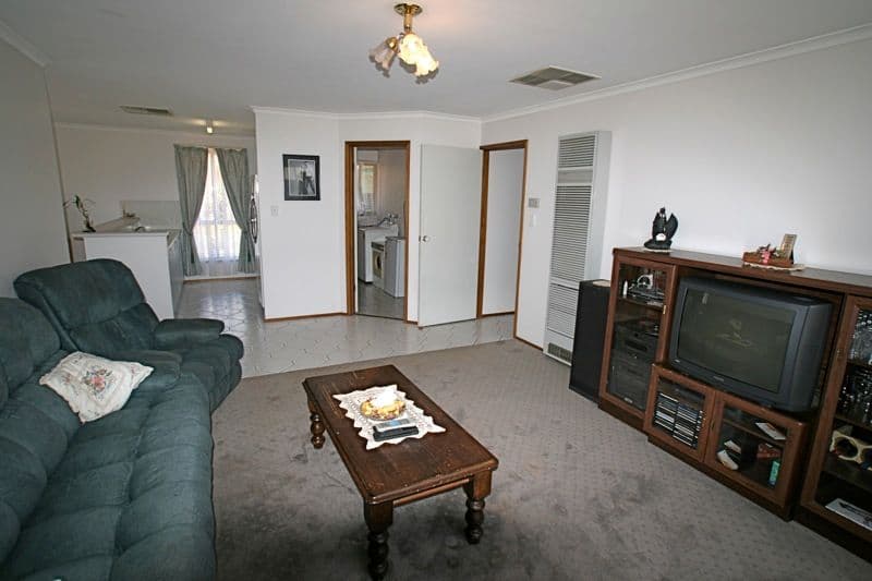 6 Anvil Court, ANDREWS FARM SA 5114, Andrews Farm - Thumbnail 2