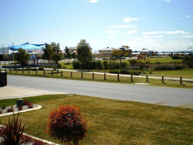 58 Banda Boulevard, CANNING VALE WA 6155, Canning Vale - Thumbnail 4