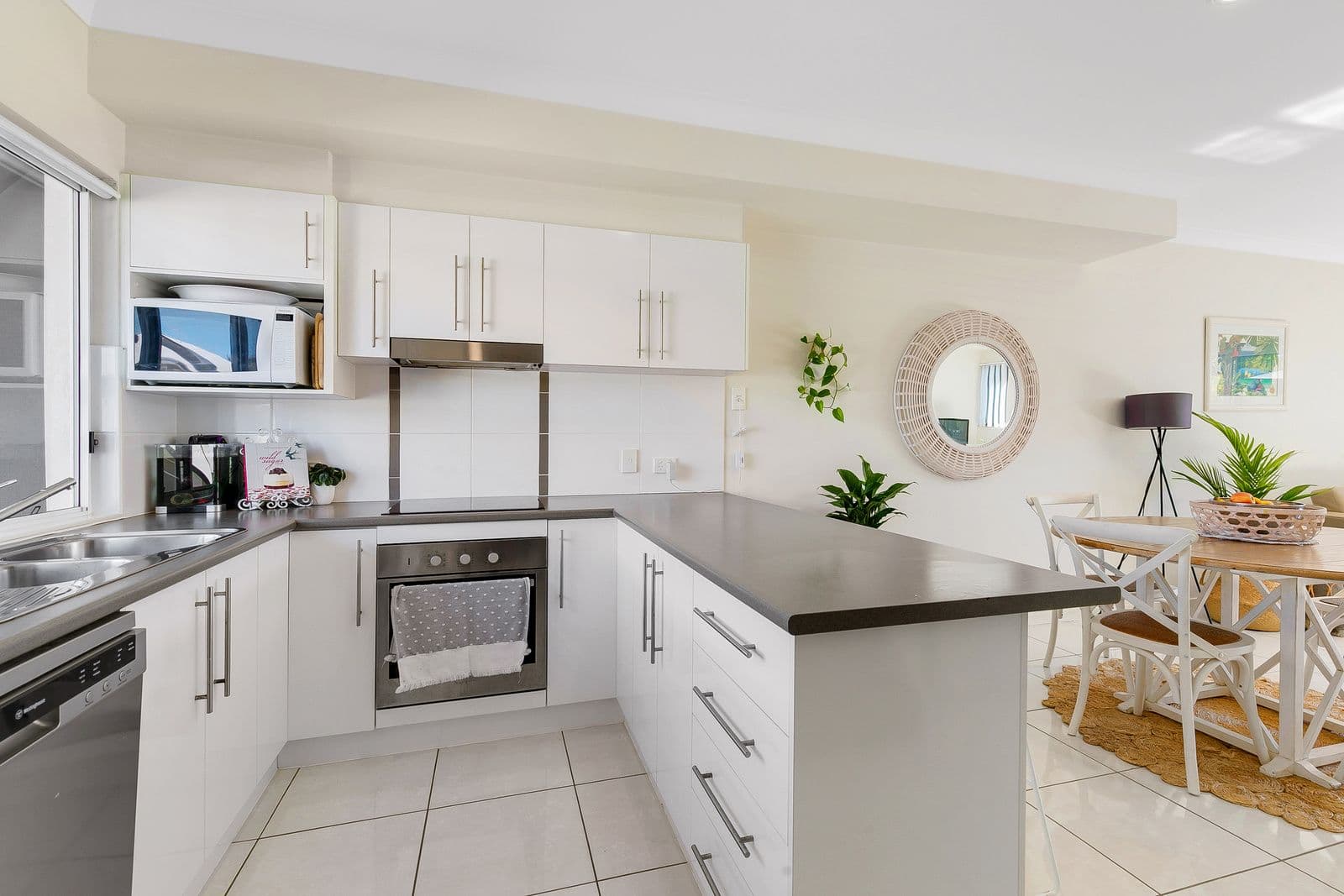 3 Edith Street, Wellington Point QLD 4160, Wellington Point - Thumbnail 8