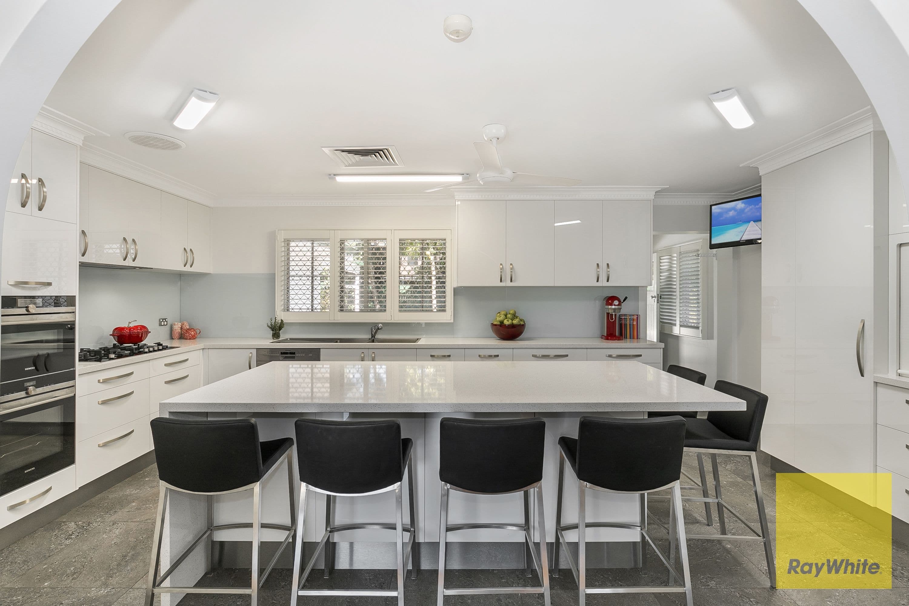 10-12 Gladesville Street, Kenmore QLD 4069, Kenmore - Thumbnail 7