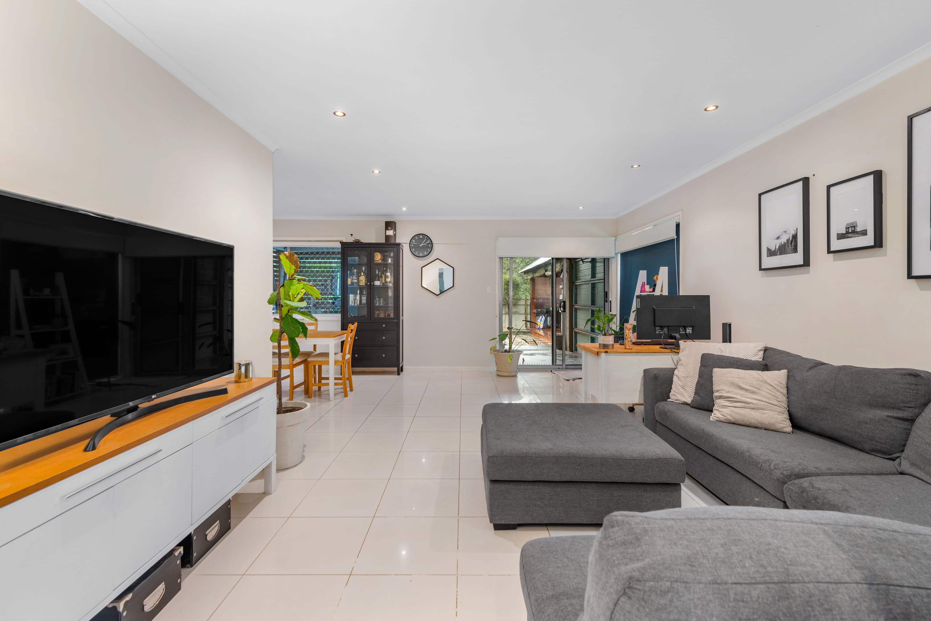 8 Guide Street, Jamboree Heights QLD 4074, Jamboree Heights - Thumbnail 4