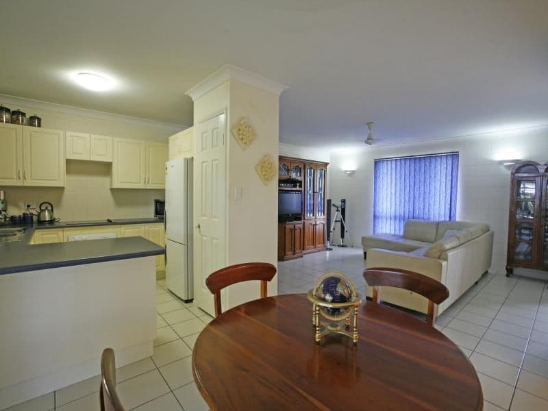 1 Gernika Court, BUSHLAND BEACH QLD 4818, Bushland Beach - Image 1