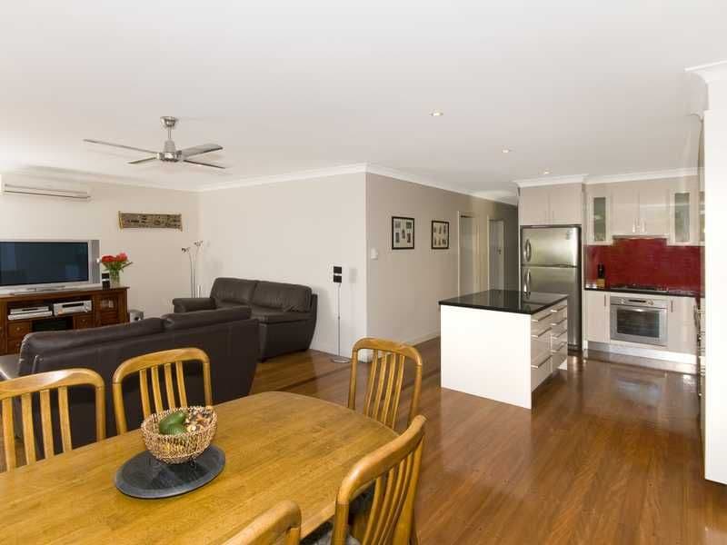 11 Merauke Avenue, PALM BEACH QLD 4221, Palm Beach - Thumbnail 5
