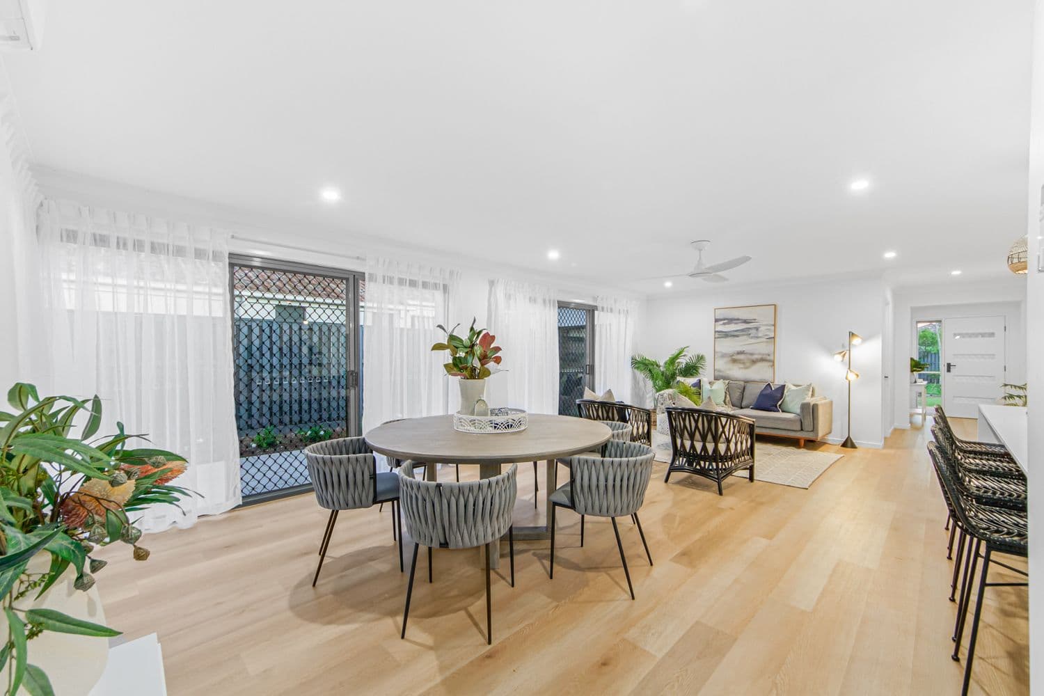 19 Blackwattle Circuit, Arundel QLD 4214, Arundel - Thumbnail 2