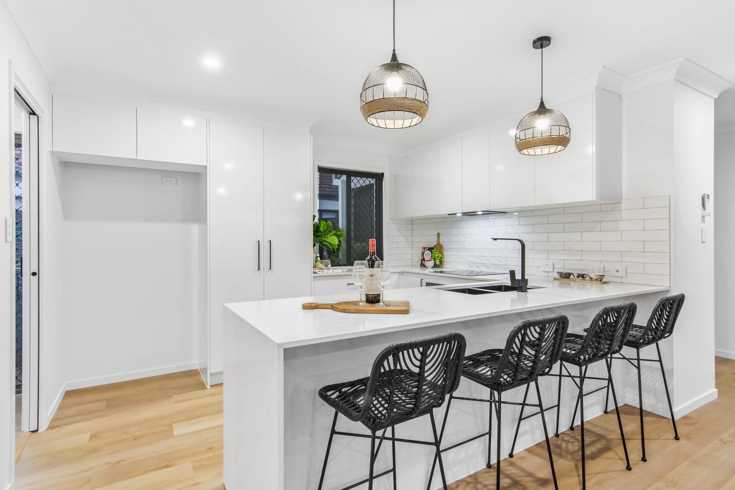 19 Blackwattle Circuit, Arundel QLD 4214, Arundel - Thumbnail 5