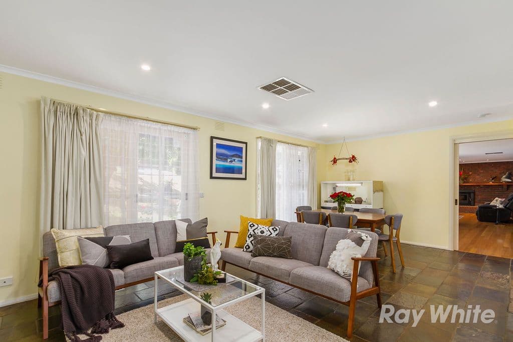 15 Mont Albert Road, Ferntree Gully VIC 3156, Ferntree Gully - Thumbnail 4