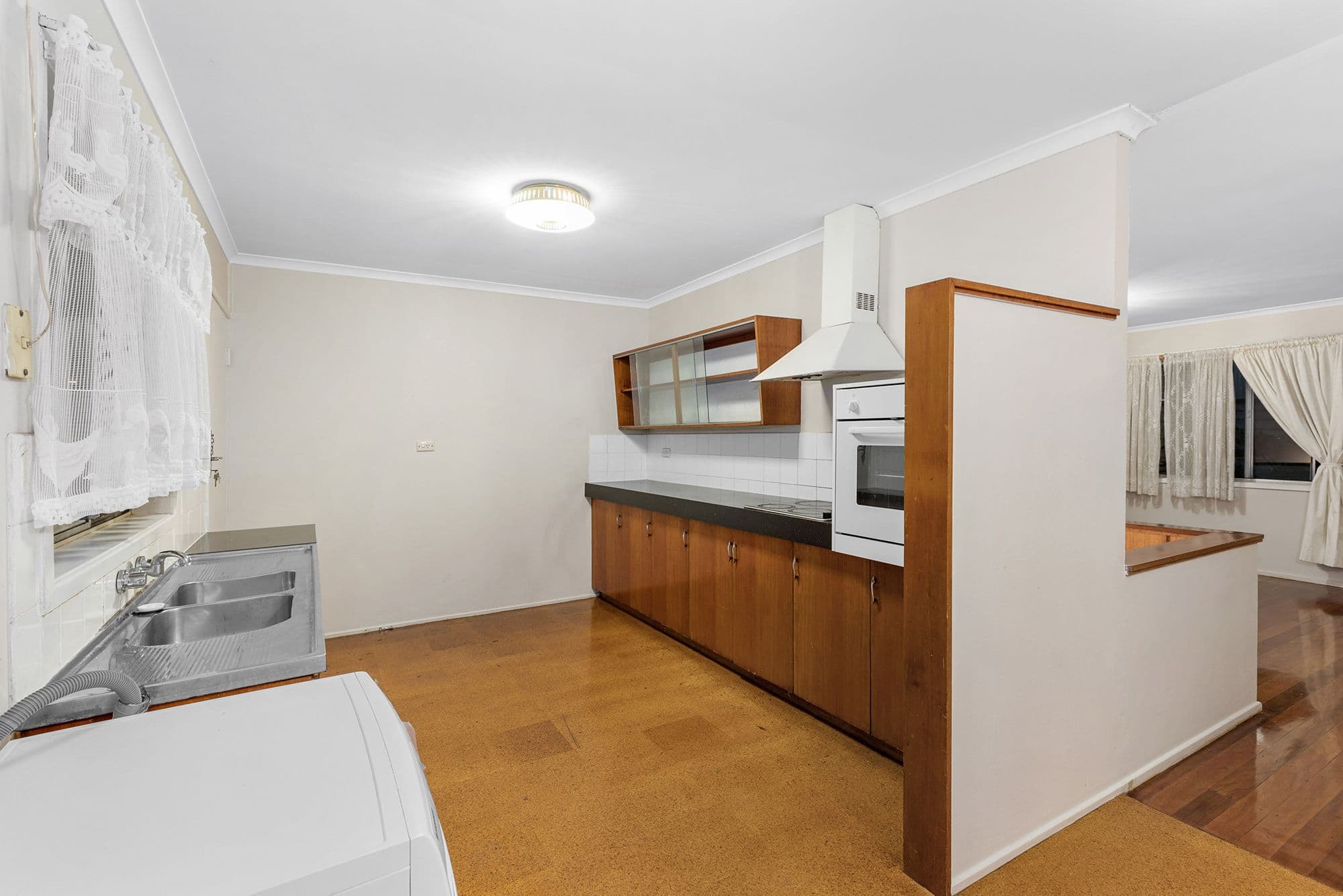 18 Rosecliffe Street, Highgate Hill QLD 4101, Highgate Hill - Thumbnail 8