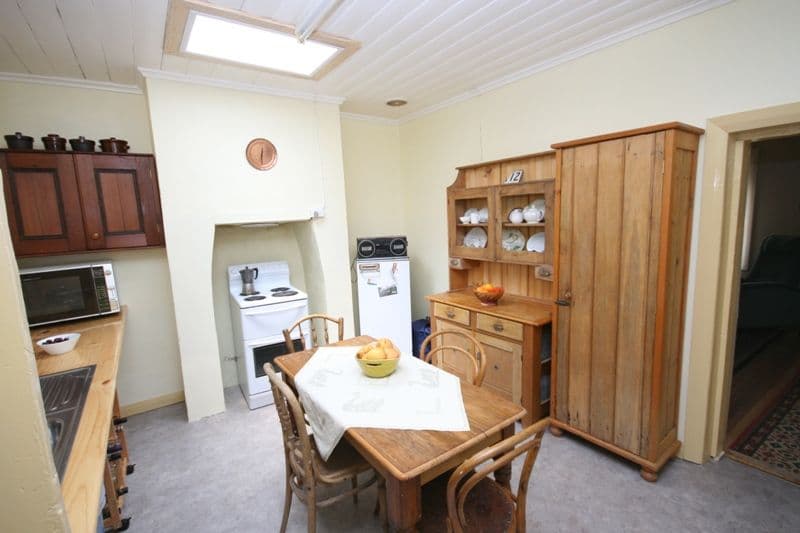 9 Lelante Street, BURRA SA 5417, Burra - Thumbnail 3
