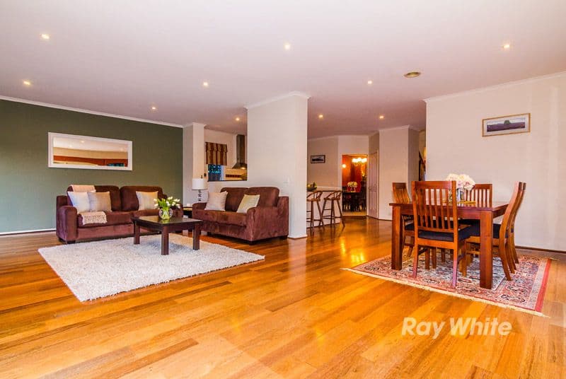 22 Springwater Crescent, CRANBOURNE VIC 3977, Cranbourne - Thumbnail 3