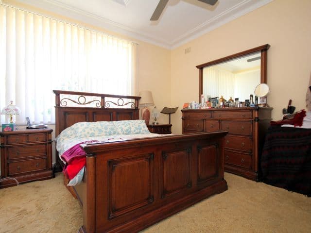 21 Collins Crescent, YAGOONA NSW 2199, Yagoona - Thumbnail 7
