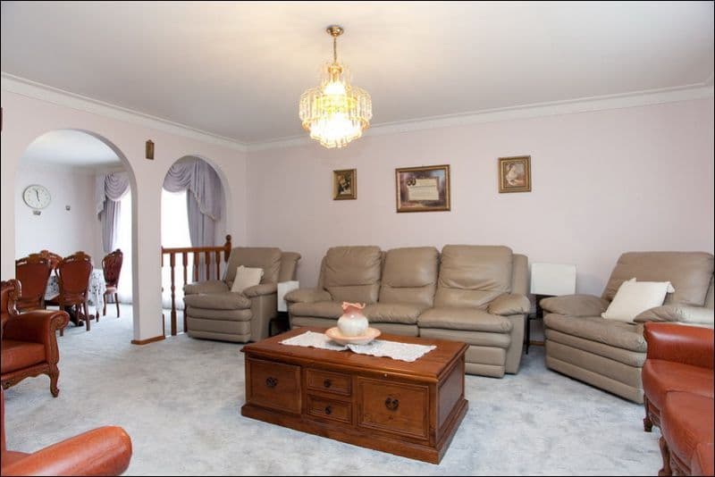 21 Padstum Avenue, LALOR VIC 3075, Lalor - Thumbnail 6