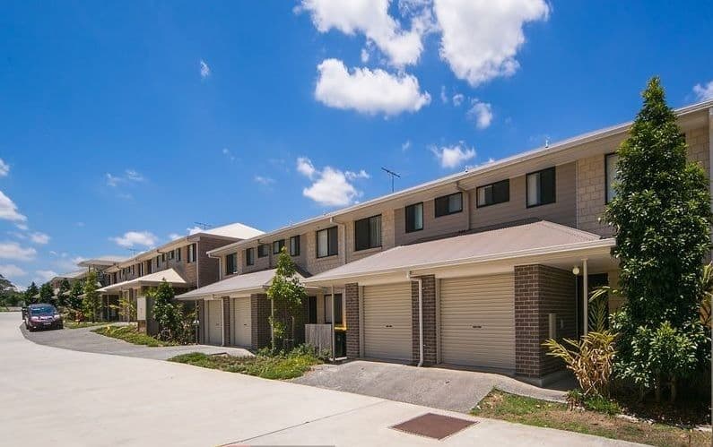 130 Rockfield Road, DOOLANDELLA QLD 4077, Doolandella - Image 1