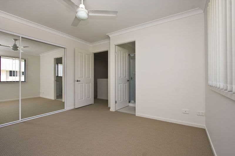 130 Rockfield Road, DOOLANDELLA QLD 4077, Doolandella - Thumbnail 5