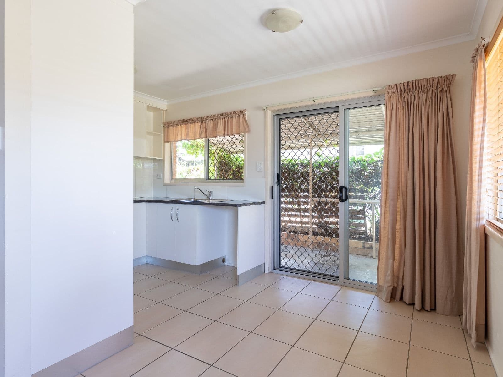 22 Pirramurra Street, Bracken Ridge QLD 4017, Bracken Ridge - Thumbnail 3