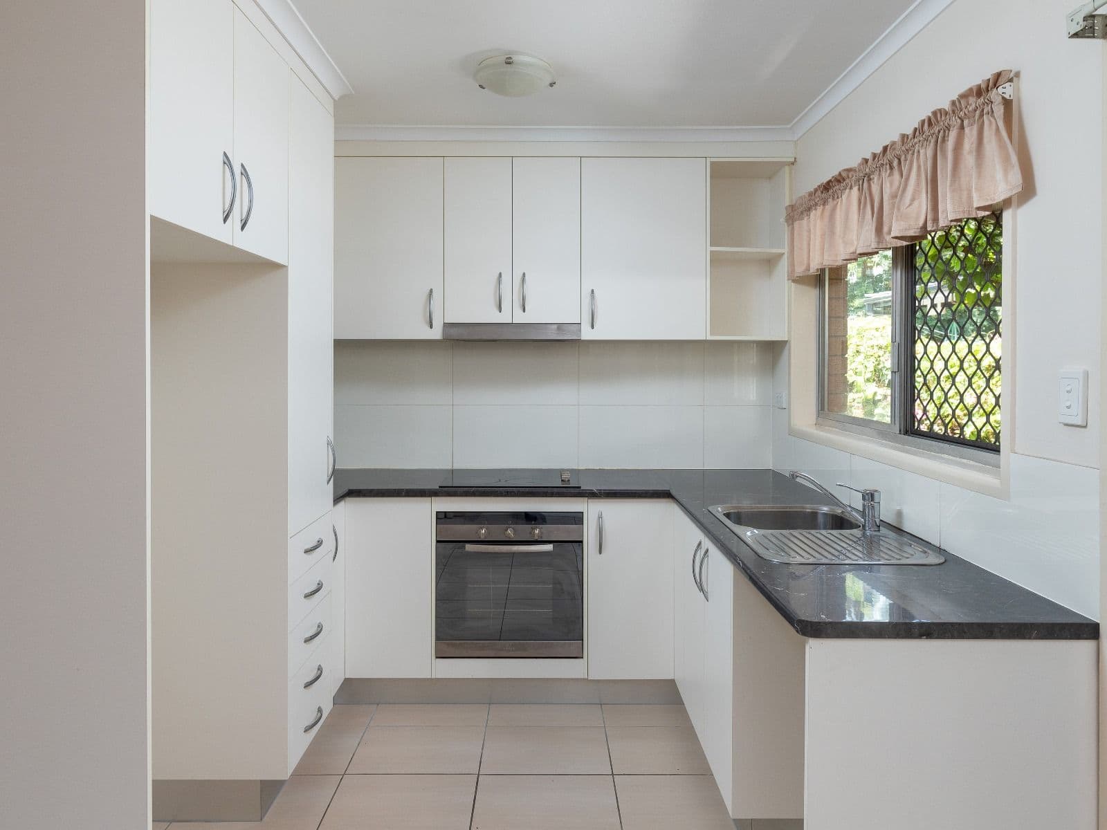 22 Pirramurra Street, Bracken Ridge QLD 4017, Bracken Ridge - Thumbnail 4