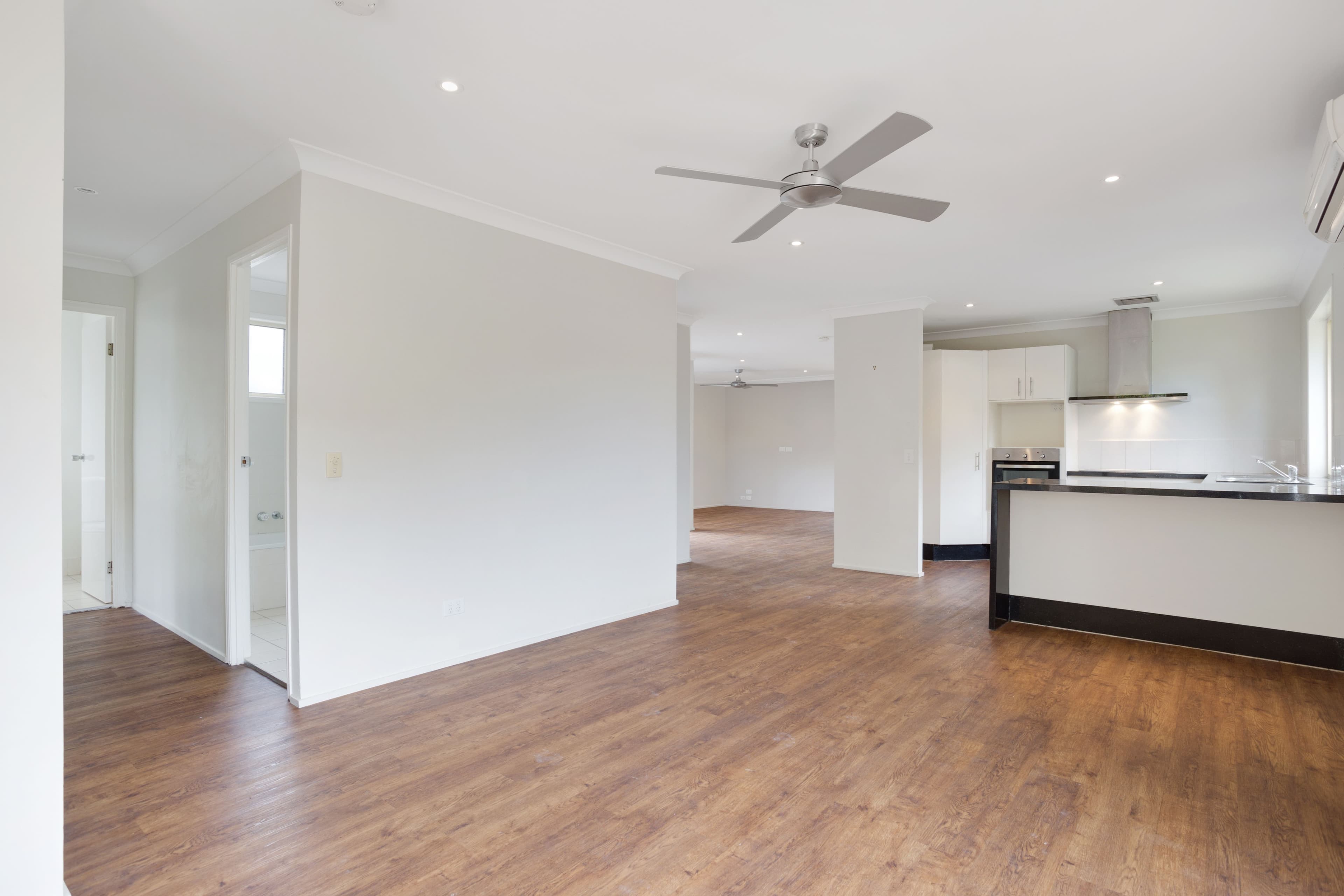 17 Nozomi Street, Burleigh Waters QLD 4220, Burleigh Waters - Thumbnail 4