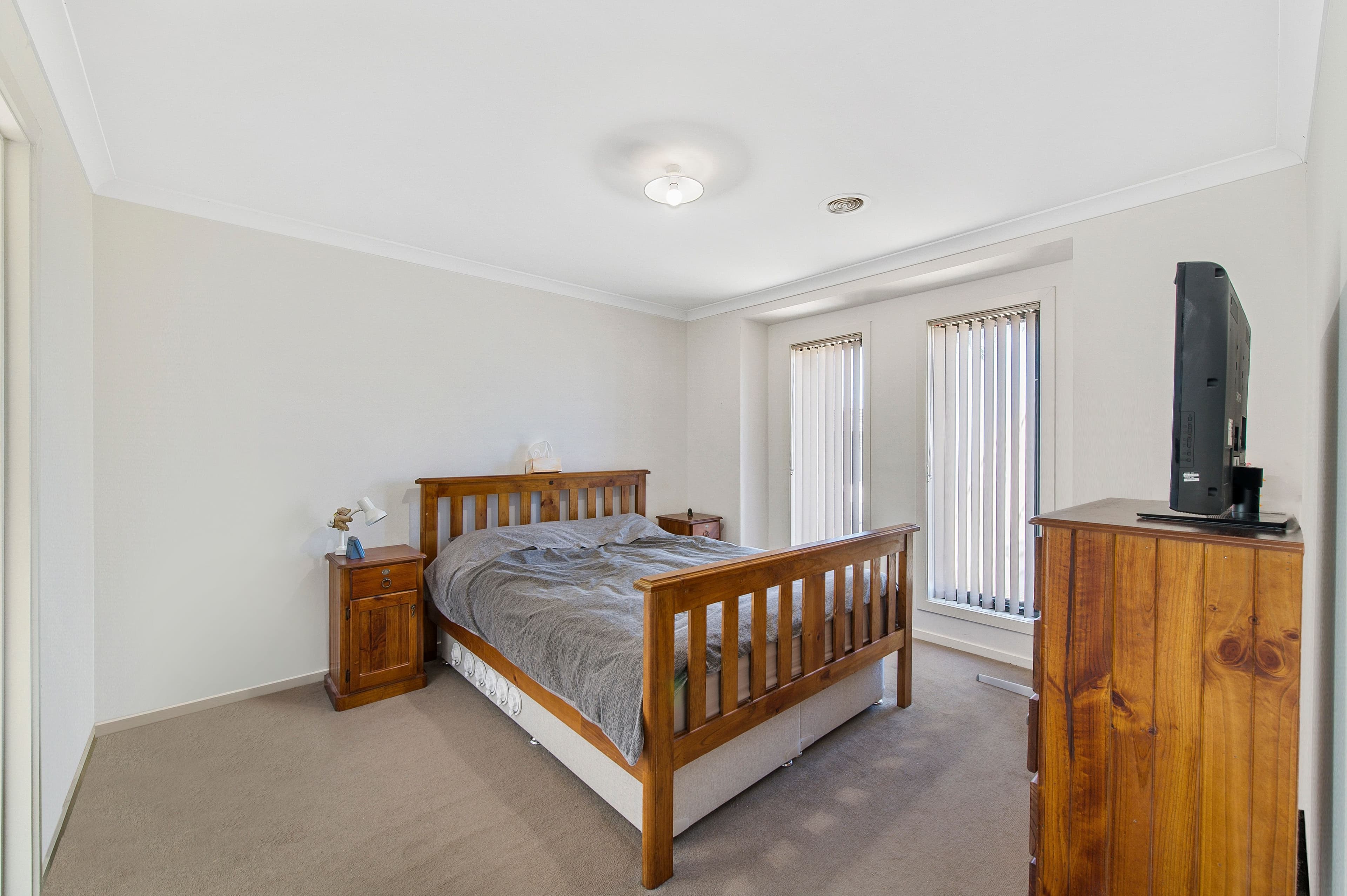 3 Howard Place, Deer Park VIC 3023, Deer Park - Thumbnail 5