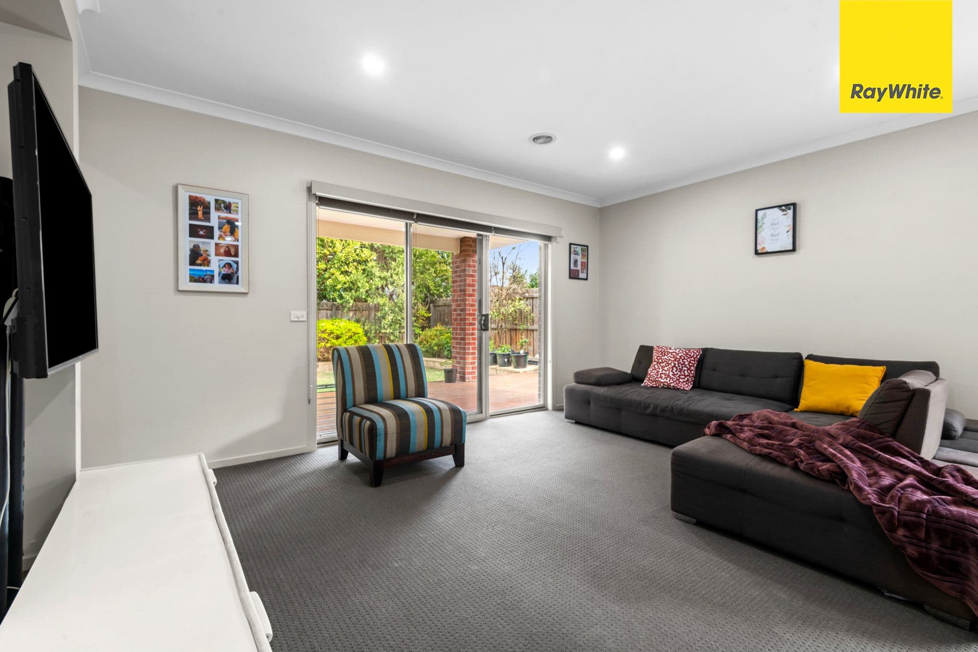 8 Zion Avenue, Tarneit VIC 3029, Tarneit - Thumbnail 7