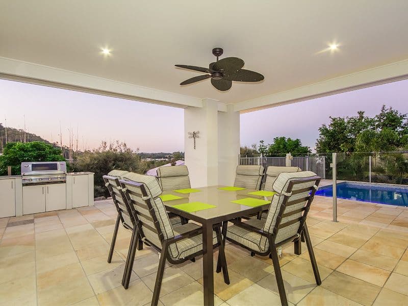 17 Riverbreeze Crescent, Maudsland QLD 4210, Maudsland - Thumbnail 4