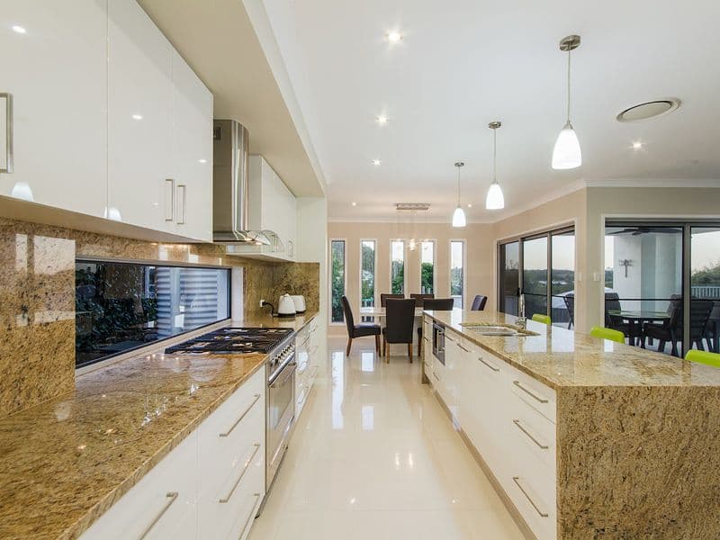 17 Riverbreeze Crescent, Maudsland QLD 4210, Maudsland - Thumbnail 6
