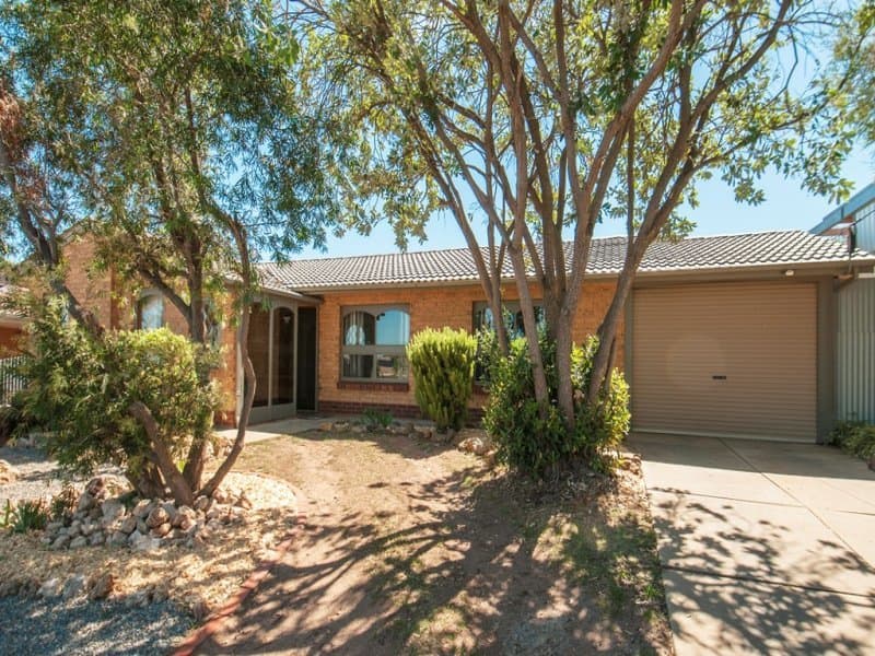 35 Teusner Drive, Morphett Vale - Image 1
