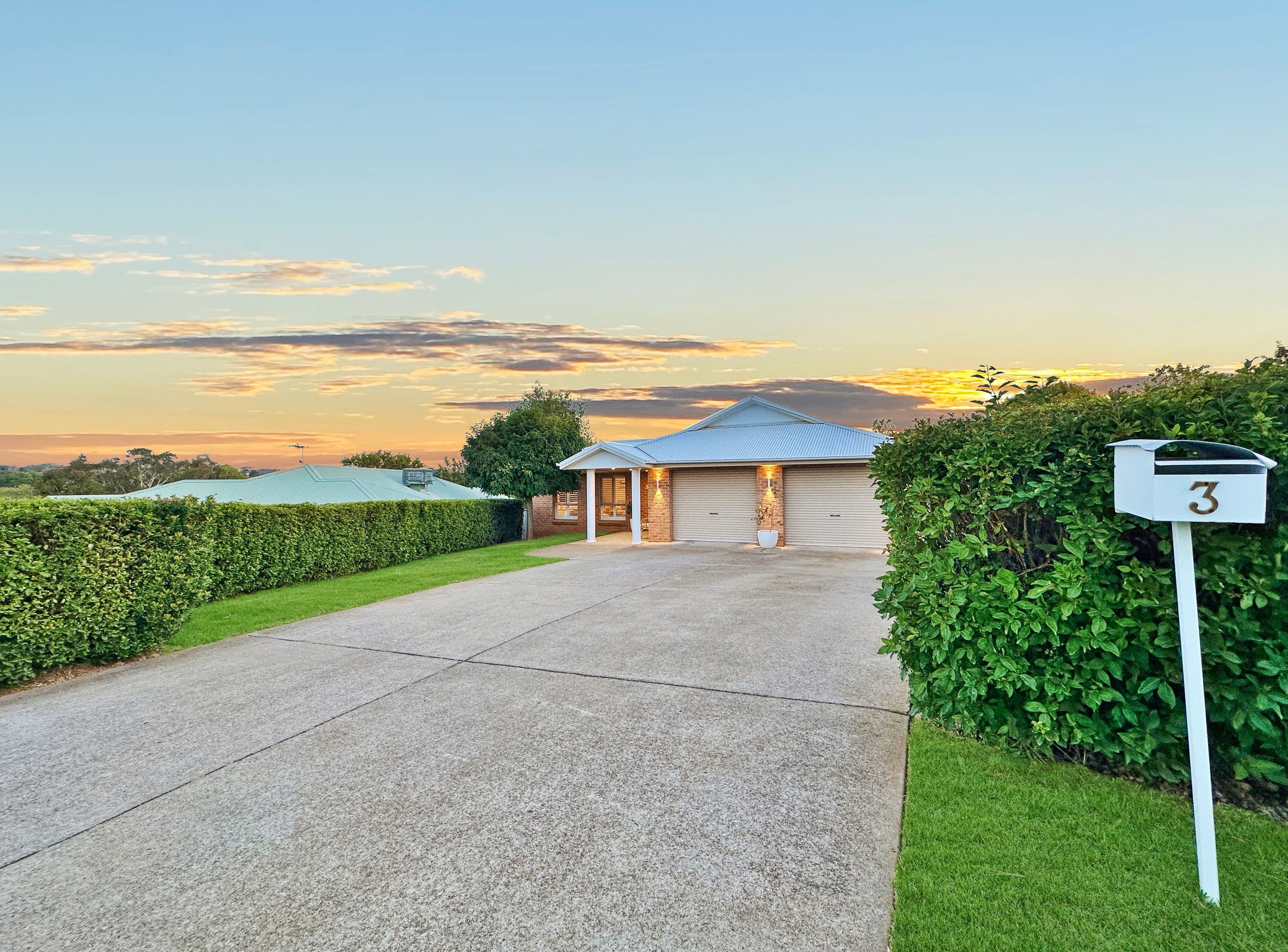 3 Scott Place, Young NSW 2594, Young - Thumbnail 2