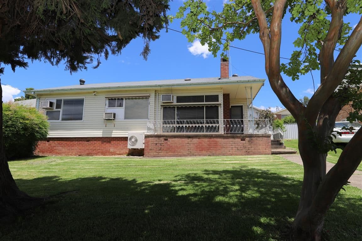 41 Simpson Street, Tumut NSW 2720, Tumut - Thumbnail 2