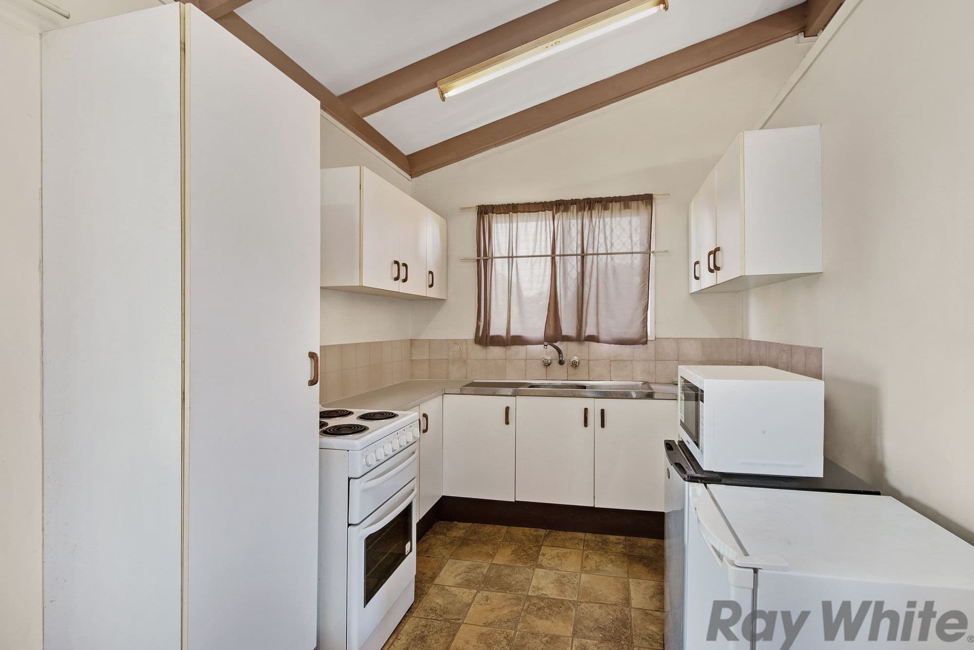 44 Government Street, Deception Bay QLD 4508, Deception Bay - Thumbnail 4