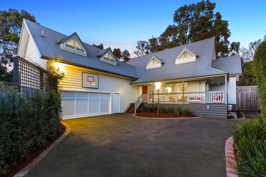 11a Park Close, Vermont VIC 3133, Vermont - Image 1