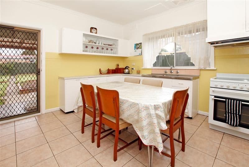 577 Grimshaw Street, BUNDOORA VIC 3083, Bundoora - Thumbnail 3