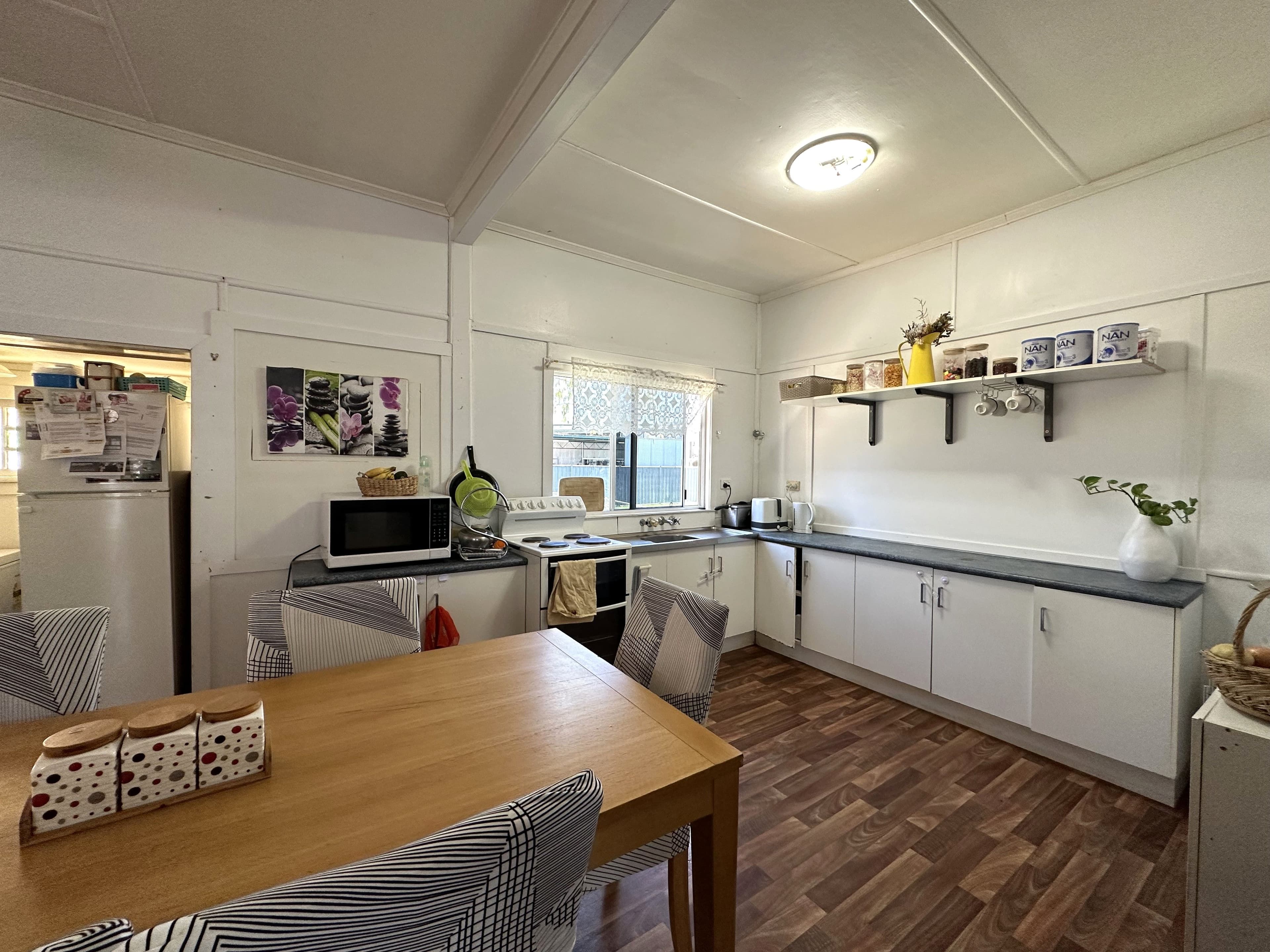 143 Cassowary Street, Longreach QLD 4730, Longreach - Thumbnail 3