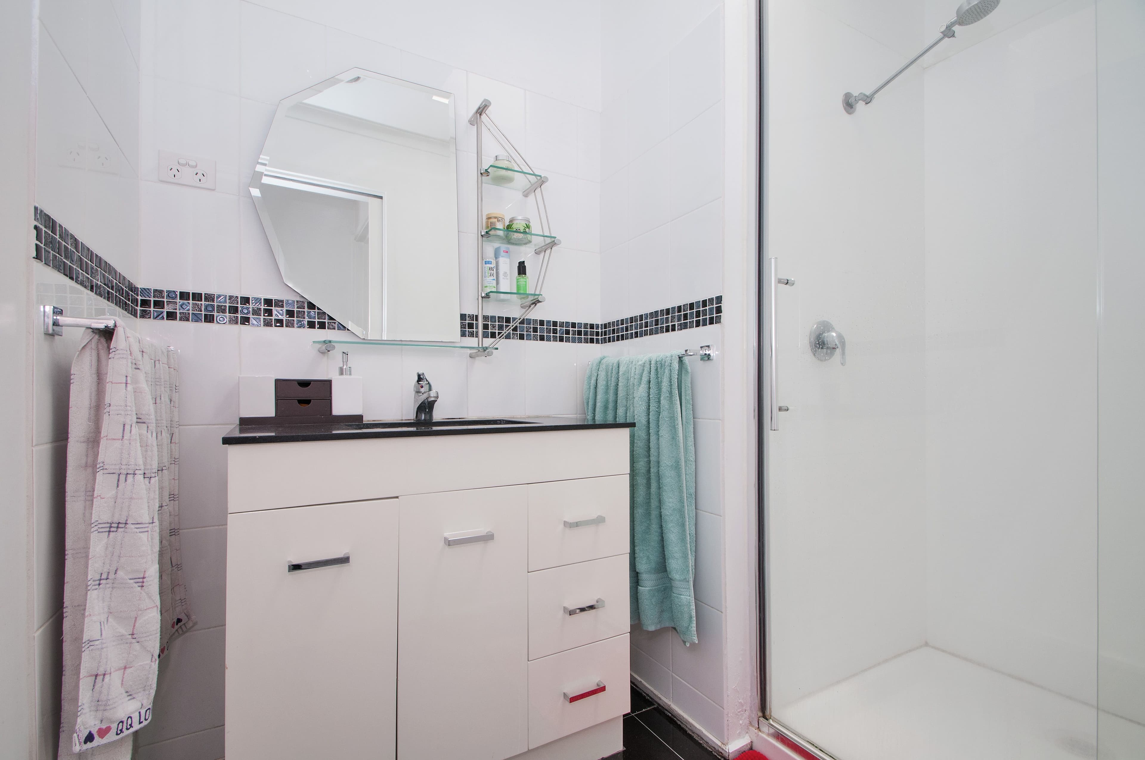 84 SHERLOCK Road, Croydon VIC 3136, Croydon - Thumbnail 4