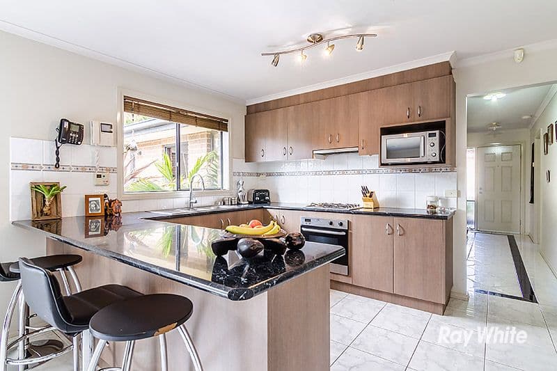 15 Fetlock Lane, Cranbourne East VIC 3977, Cranbourne East - Image 1
