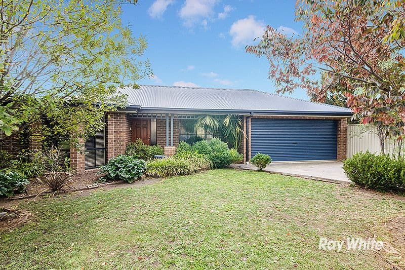 15 Fetlock Lane, Cranbourne East VIC 3977, Cranbourne East - Thumbnail 2