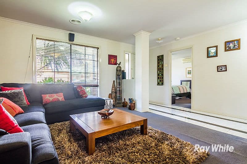 15 Fetlock Lane, Cranbourne East VIC 3977, Cranbourne East - Thumbnail 5