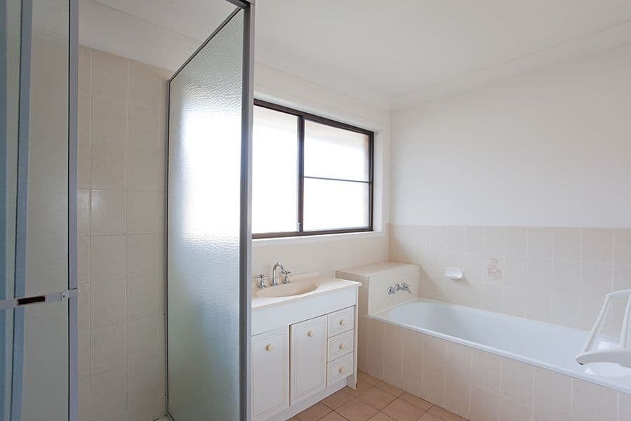 56 Gordon Avenue, Newtown QLD 4350, Newtown - Thumbnail 6
