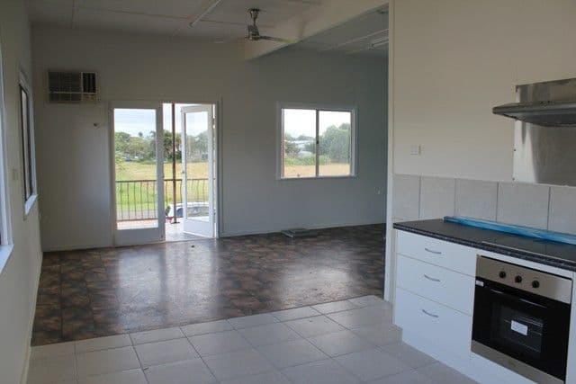 11 Cooper Street, INGHAM QLD 4850, Ingham - Thumbnail 3