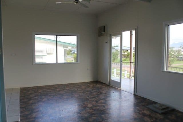 11 Cooper Street, INGHAM QLD 4850, Ingham - Thumbnail 7