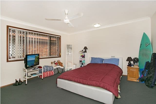 107 Sunshine Boulevard, MERMAID WATERS QLD 4218, Mermaid Waters - Thumbnail 2