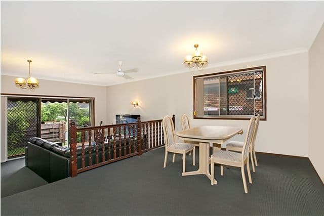 107 Sunshine Boulevard, MERMAID WATERS QLD 4218, Mermaid Waters - Thumbnail 4
