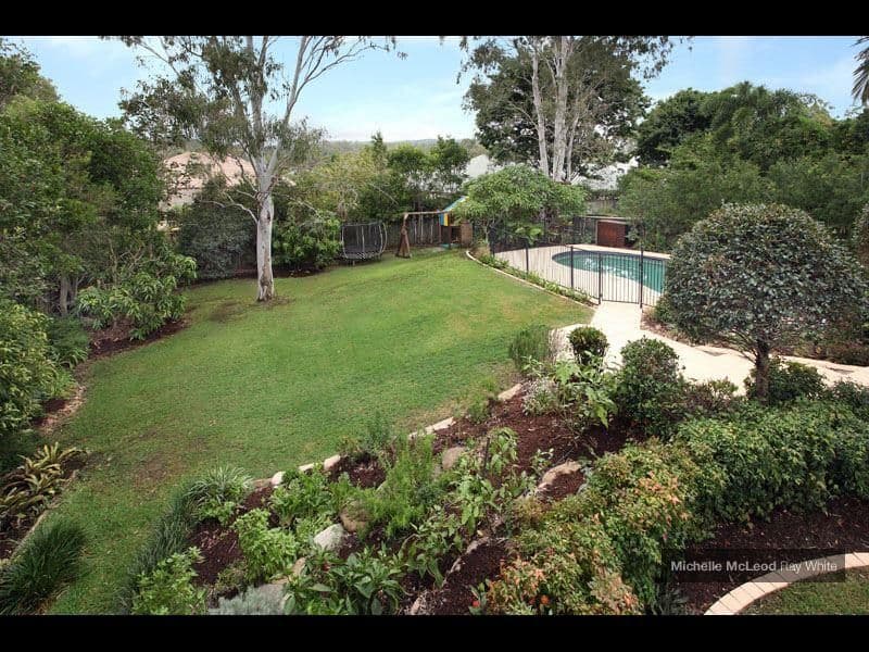 21 Tangy Street, BROOKFIELD QLD 4069, Brookfield - Thumbnail 2