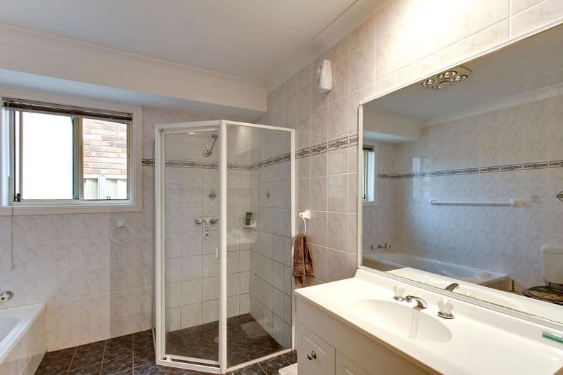 26 Triabunna Avenue, West Hoxton - Thumbnail 2