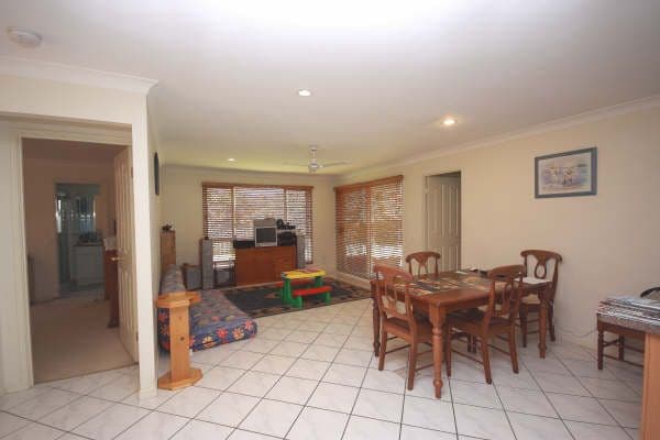 2 Greensborough Crescent, PARKWOOD QLD 4214, Parkwood - Thumbnail 6
