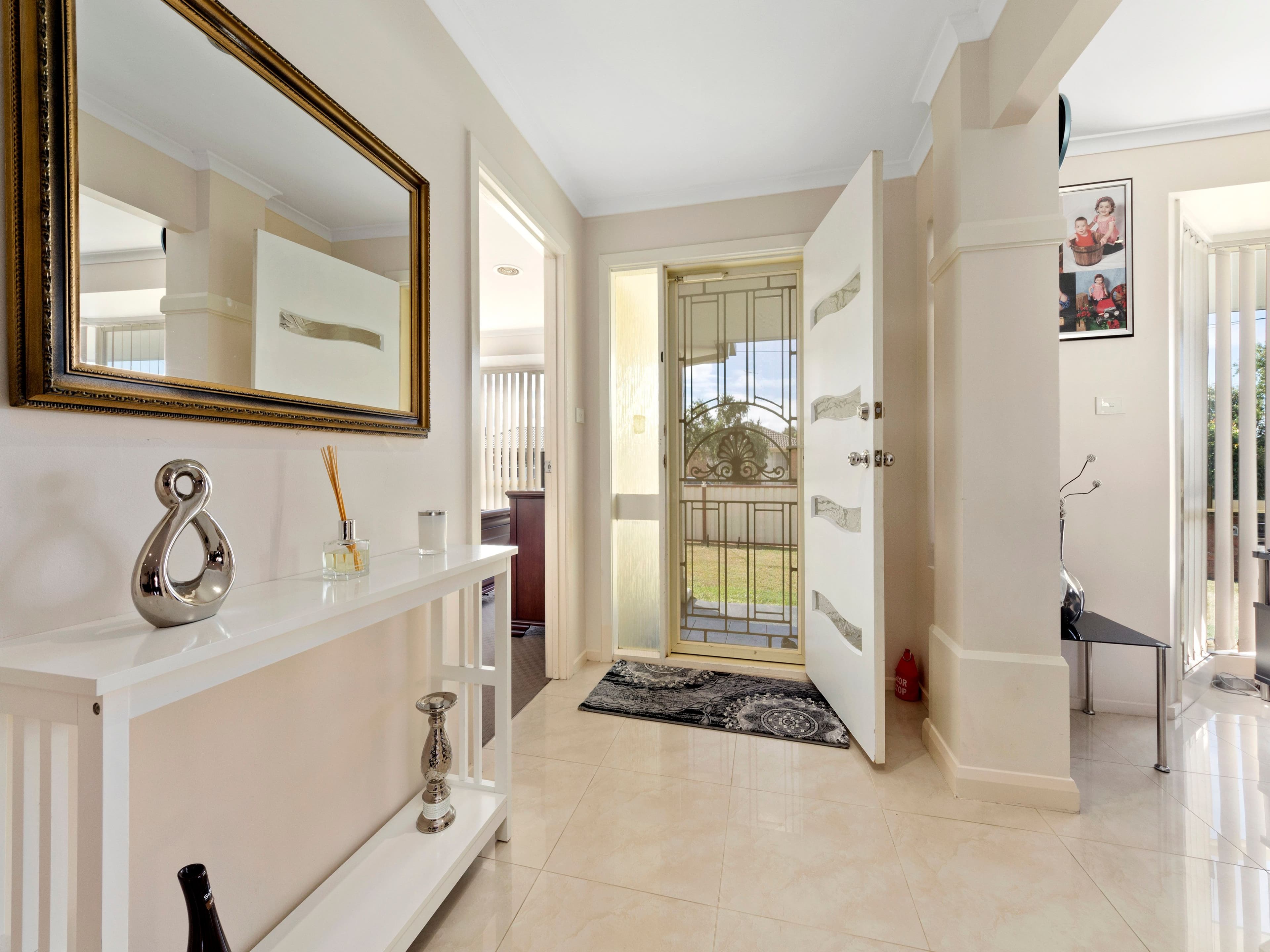 18 Kingfisher Court, Werribee VIC 3030, Werribee - Thumbnail 3