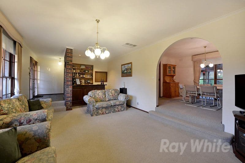 8 Blake Court, SCORESBY VIC 3179, Scoresby - Thumbnail 2