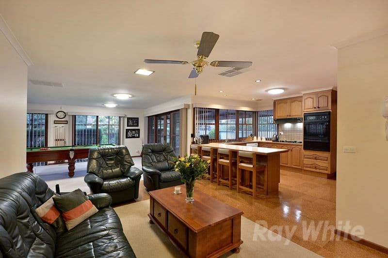 8 Blake Court, SCORESBY VIC 3179, Scoresby - Thumbnail 5